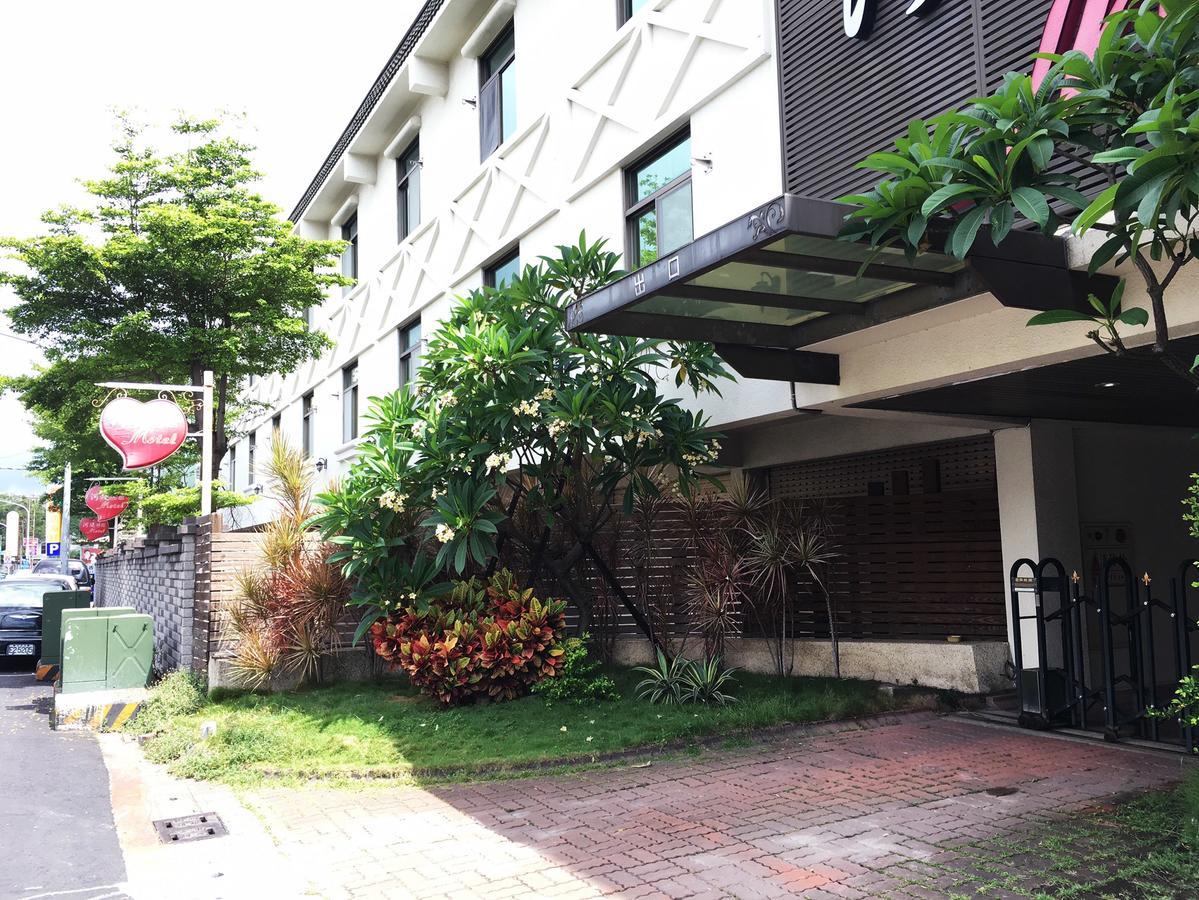 The Riverside Hotel&Motel Kaohsiung Buitenkant foto